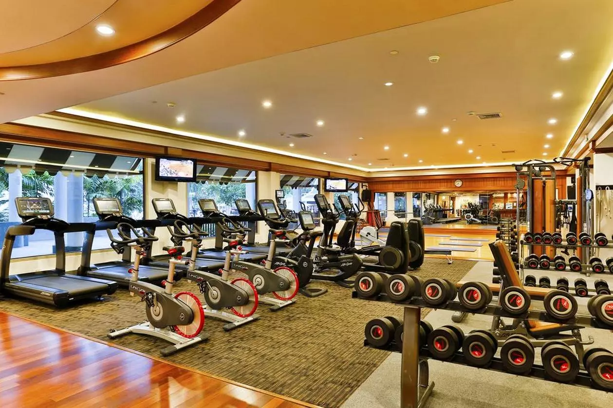 LEMERIDIENHKT_SHABAVIZPARVAZ (6).jpg